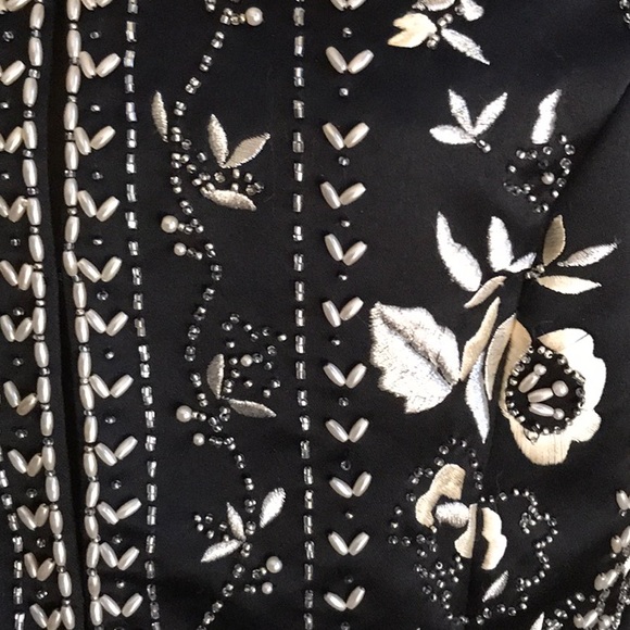 Absolutely Gorgeous Beaded & Embroidered Jacket - Picture 2 of 6